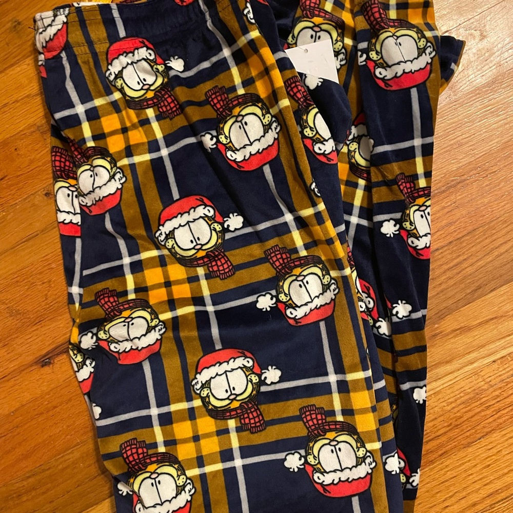 Men's Garfield Fleece Pajama Pants - Picture 8 of 8